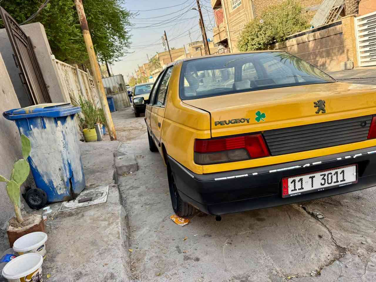 السلام عليكم 

بيجو روى 🌻
موديل 2009 سيارة نظيفة ومتعوب عليها واحلى من الصور
اي نقص مابيها من كهربائيات من تبريد من صدر محرك مكفول 
اكسل كوري يعني ماكو شي اسمه ونه وصوت ماشية 235 
مكان السيارة بغداد الشعب بــ ٢٩ $ وبيها مجال 
***********
