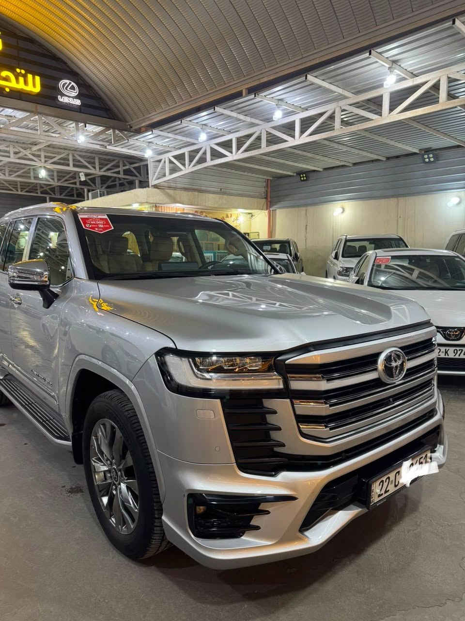 سلام عليكم
لاندكروز VX LIMITED
موديل 2023 شركة ساز كفالة عامة حتة من شخظ من كلشي كفالة 
محرك 6V 4000
مواصفات VX لمتدد معروفة فول فول مواصفات كراسي خلفية كهرباء مواصفات معروفة 
رقم اربيل بسمي شخصياً تحويل او وكالة
هزة وفحص جديد 
***********
***********
