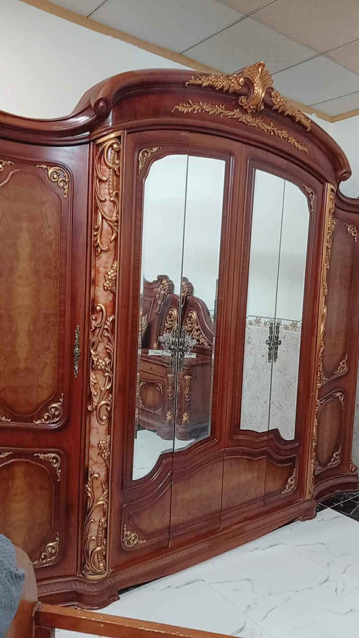 غرفة نوم نفرين خشب ماليزي باب اول نظيفة جدا محافظين عليها كثير، 8قطع 🌹🌹
سعر، الشراء 3مليون 🌿🌿🌿🌿
السعر، 925الف 🔥🔥🔥🔥
القوسيات مفرق تلكيف🌹🌹🌹
قرب أسواق الشام
رقم
***********🌿🌿🌿
رقم بي واتساب موصل, نينوى
