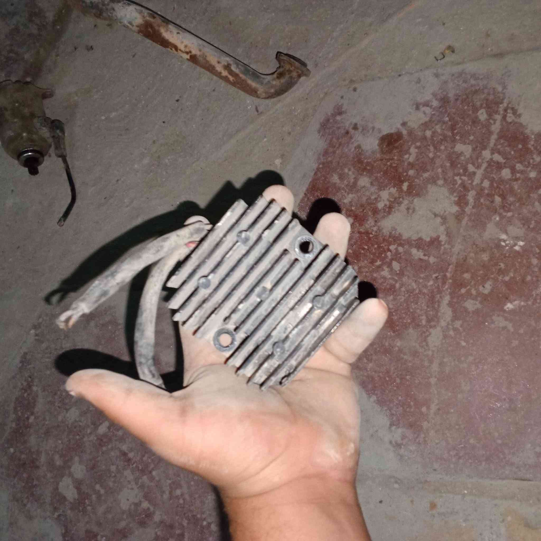 قطع اصليه • كابريته • سلف شغال