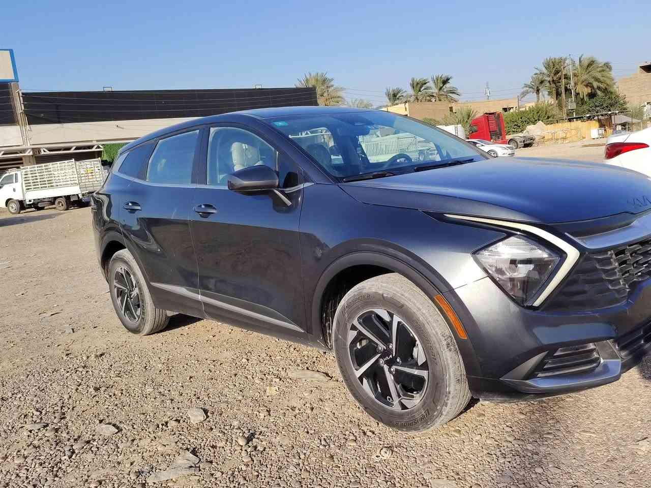 السلام عليكم سياره سبورتج موديل 2023 وارد أمريكي هايبر مكانه بغداد ابو غريب رقم الجوال***********
