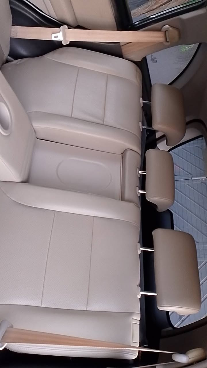سيارة اليفان x60
 سعار ٤٠ وراقه 
سيارة حلوة ونضيفه 
بدنته تيارت جدد باتري جدبد 
يحتاجلهة بس بنيد 
محرك جديد شرط 
ويحتاجلهة ادامه 
سيارة متروكه 
موديل 2015
***********رقم وتساب 
***********رقم الهتف
