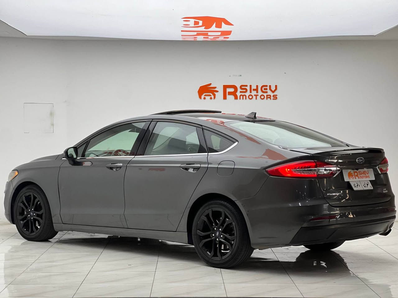 Ford Fusion 2019
فورد فيوجن ٢٠١٩
مواصفات SE فووول 

مكينة 4 سلندر+1.5 لتر توربو 
ماشية 98,000 ميل و بحالة ممتازة 

ضرر السيارة جاملغ صبغ و بیها ٢ مکان بارد
بدون دواخل بدون ایرباک 

 رقم شاصي مع الصور
السيارة كلش حلوة و نظيفة 

السيارة رقم دهوك شرط التحويل
مكفولة من كير و محرك و كهربائيات

و ب سعر(105$) ورقة و بيها مجال

مكان السيارة

دهوك -معرض ارشف R-Shev
رقم51 من معارض التيرمينال 

***********
*********** دهوك, العراق

