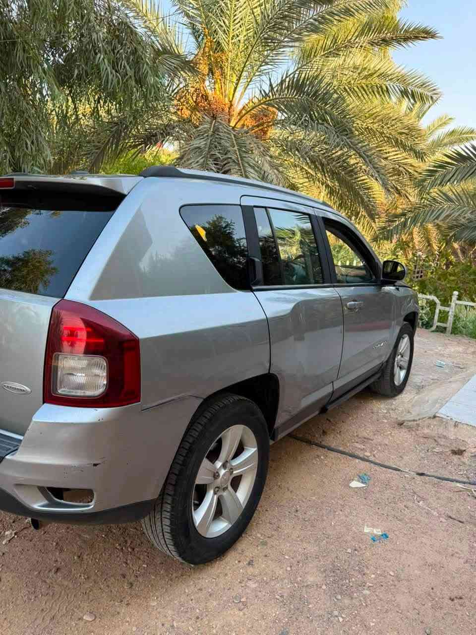 جيب كومباس ٢٠١٦ لون رمادي للبيع
السعر 98 ورقة وبيها مجال 
مكاني ناصرية 
للتواصل ***********
