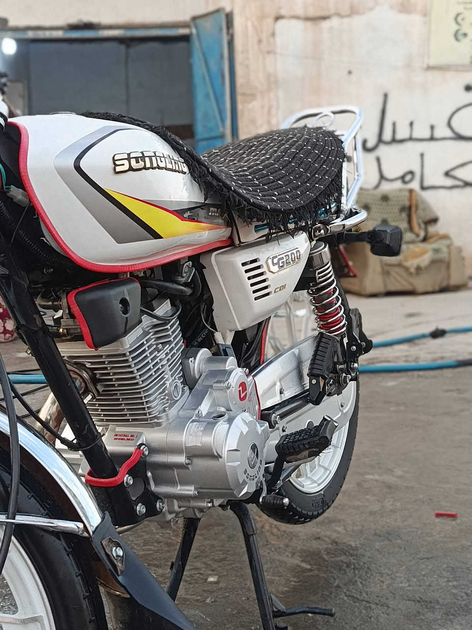 2025مكينه200 ماشيه 5الاف  
نضافه واضحه
مكاني ديالى مقداديه 
جماعت 650مابيع 
***********
