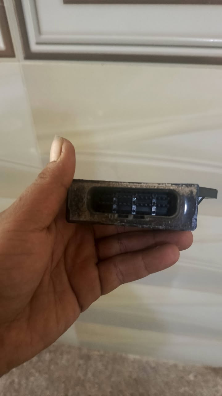 سلام عليكم عقل دراجه نوزل يرهم علئ اغلب دراجات النوزل الياماها شغال عل فحص موجود خاص او اتصال علئ رقم ***********
