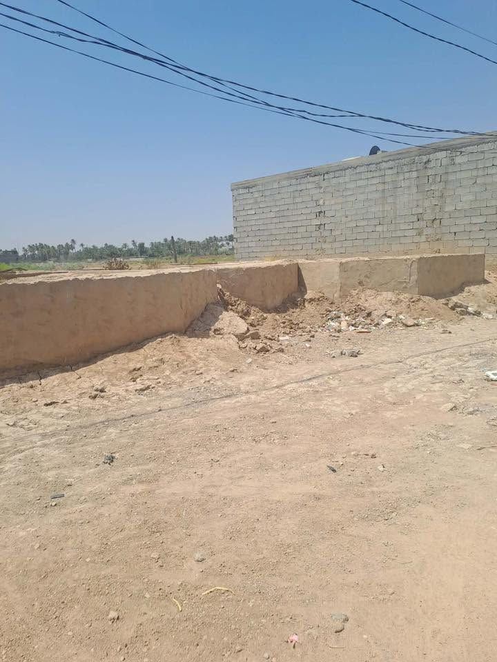 بتلو ركن ٢٠٠ متر مكانه كلش حلو بل كوبات 

وره بيت الخدران سعر مناسب وقرب ع شارع مال 

كوبات كلش ***********
