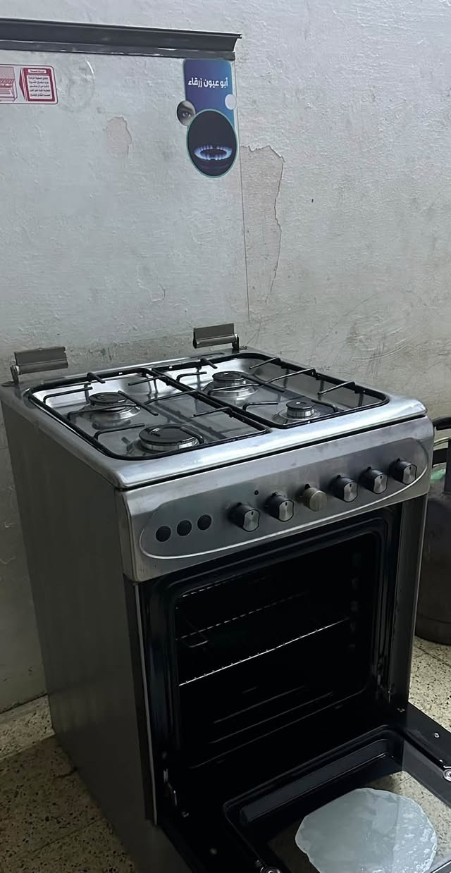 ⚠️ اقرأ السعر قبل التفاصيل ⚠️السعر 110 وبي مجال قليل 
للتواصل ع الرقم *********** واتساب 💰 
للتواصل ع الرقم *********** 
🔥 طباخ 4عيون✅ مستعمل. نضيف  –شغال نار مال شركه  ✅الفرن شغال ونظام خطين المرغوب 🔥شرط الفحص ع الغاز كدام المندوب وضمان لمدة 3 اشهر    
✅ مناسب للبيت والاستخدام اليومي 
🤝 يوجد مجال قليل بالسعر للجادين
🚚 التوصيل مجاني داخل جميع مناطق الموصل

📞 للاستفسار والحجز راسلنا
#الموصل
