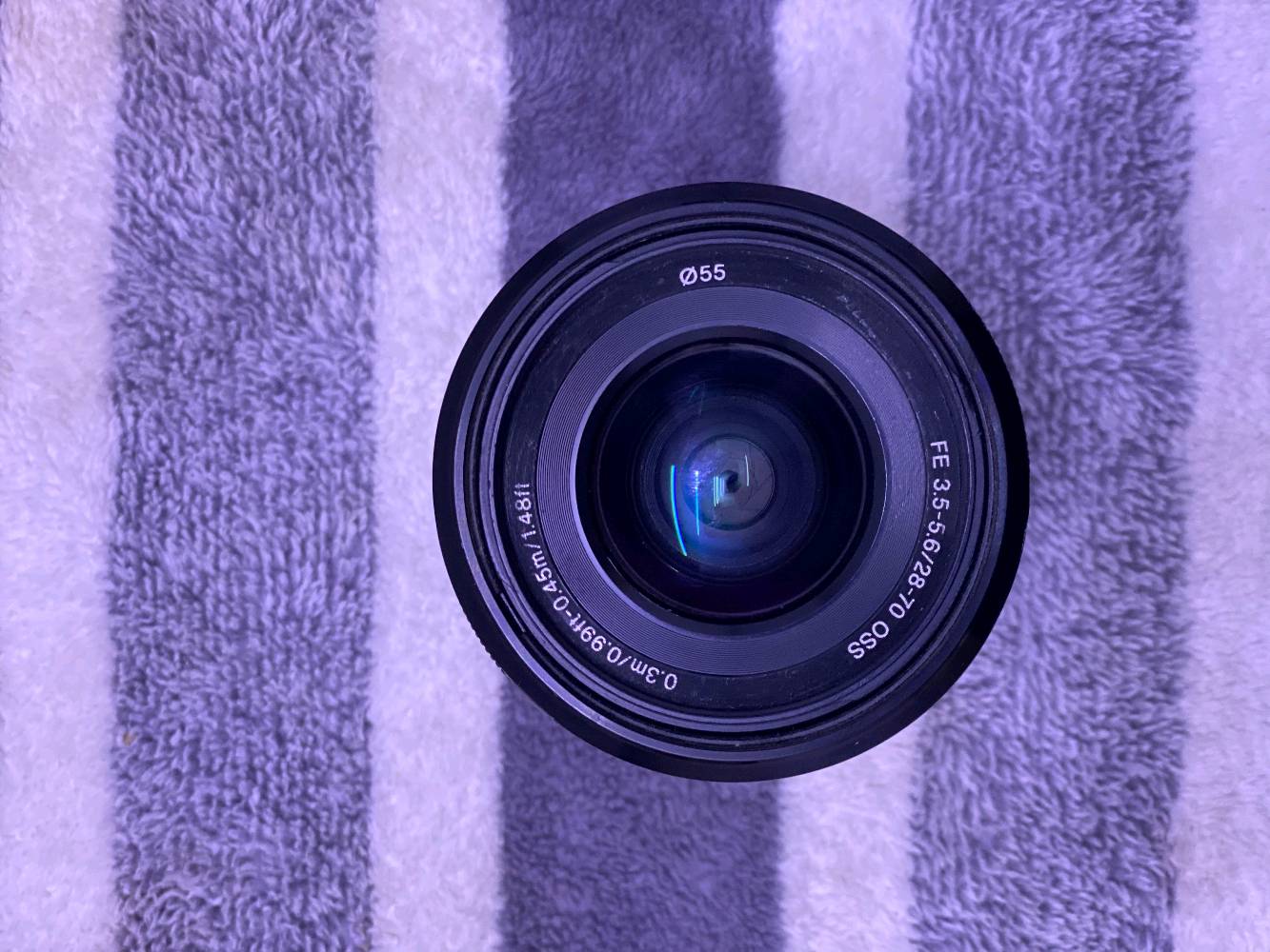 Sony 28-70mm f3.5-5.6
فول فريم
نظيفه
للإستفسار واتساب ***********