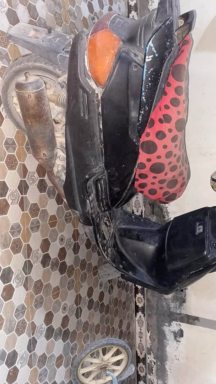سلام عليكم دراجه فضائي كوم حديد ١٥٠قفل
رقم ***********
