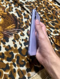 آيفون ١١ • ذاكرة ١٢٨ • مسجل آيكلود