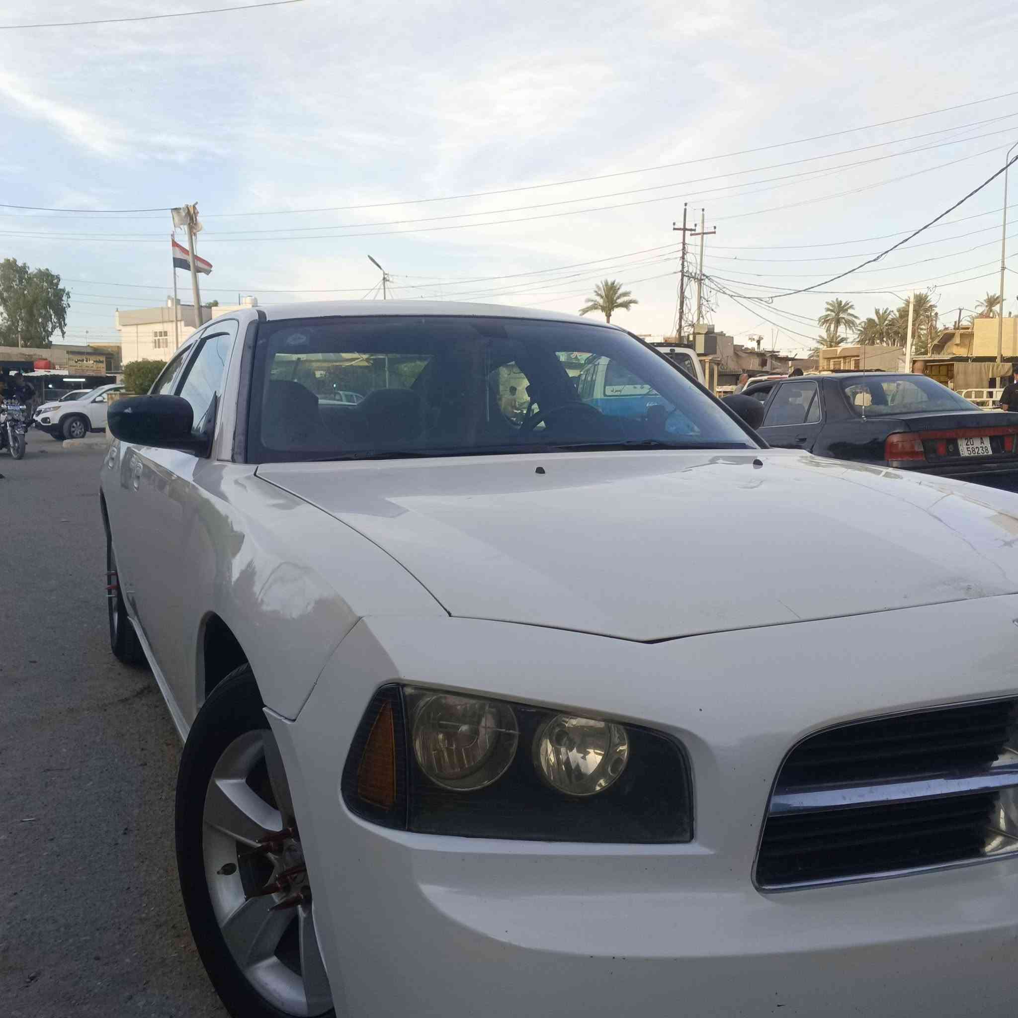 السعر 92بيه مجال.   استخدام شخصي مامشتغله عله خط 
سلام عليكم جارجر 2008بئسمي بيه مكانات صبغ خاليه من لمعجون بيه فقط شبر معجون 
كير مكينه اكسن تبريد فول 
حداديه 100/70 تخم تاير  منضومة زنون 
كفاله من لضربه ومن تعديل ومن لكص  فقط معجون شبر بيه 
عنوان بصره حيانيه  
رقم لهاتف ***********واتساب وشريحه
