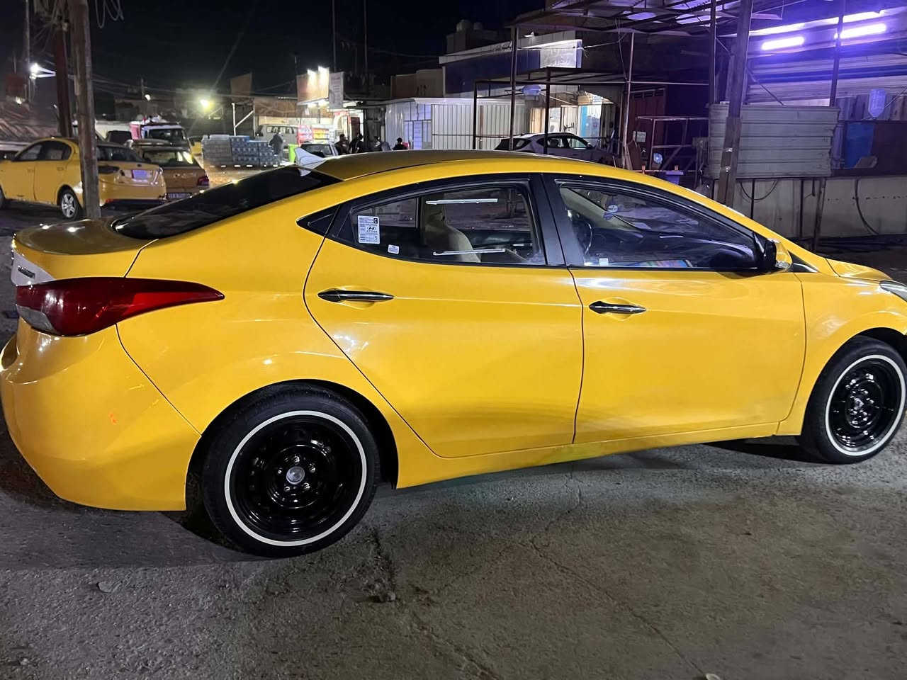 السلام عليكم النترا 13 خليجي بغداد سعر ب 80 بها مجال قليل محرك تفاصيل على رقم التليفون1600 ***********
