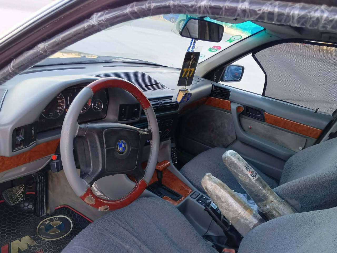سڵاو bmw525 مۆدیل 1995 سڵاید دووجام کارەبا شەش کەلە دەبڵ ئێرباگ دەبڵ چەکمەجه  فۆرمیگا دووگمەی  s بەفر ئۆڤەری ژێرقاچ ئاڕم پلاستیک هەولێر بەشەرت ئاڕمو ئەوەلیات بێ دەعمو لێدراو کامل بۆیاخە لایت ئەڵقە زەرب چوارتایەو ویلی لۆک گێڕومەکینەی مەزبوت ڕزیوی نیە***********
Lasar ezni admin
