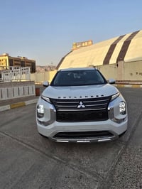 اوتلاندەر ٢٠٢٤ • دبل اكسل AWD • ٧ مقاعد