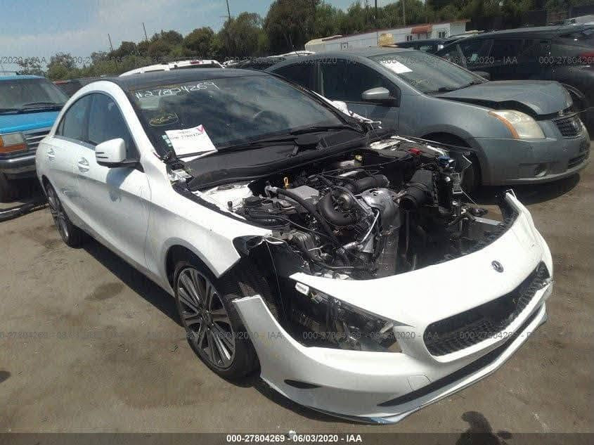 Cla250 سياره مارسيدس
موديل2019  ماشيه 72الف فوول مواصفات  حادث تخريب لسرقه البنيد والجاملغ كما موضح بلصور
 رقمها سليمانيه ومكانها ببغداد  السياره باسمي وجاهزه للتحويل 
للبيع ب١٦٠ ورقه وبيها مجال قليل للتواصل 
***********
