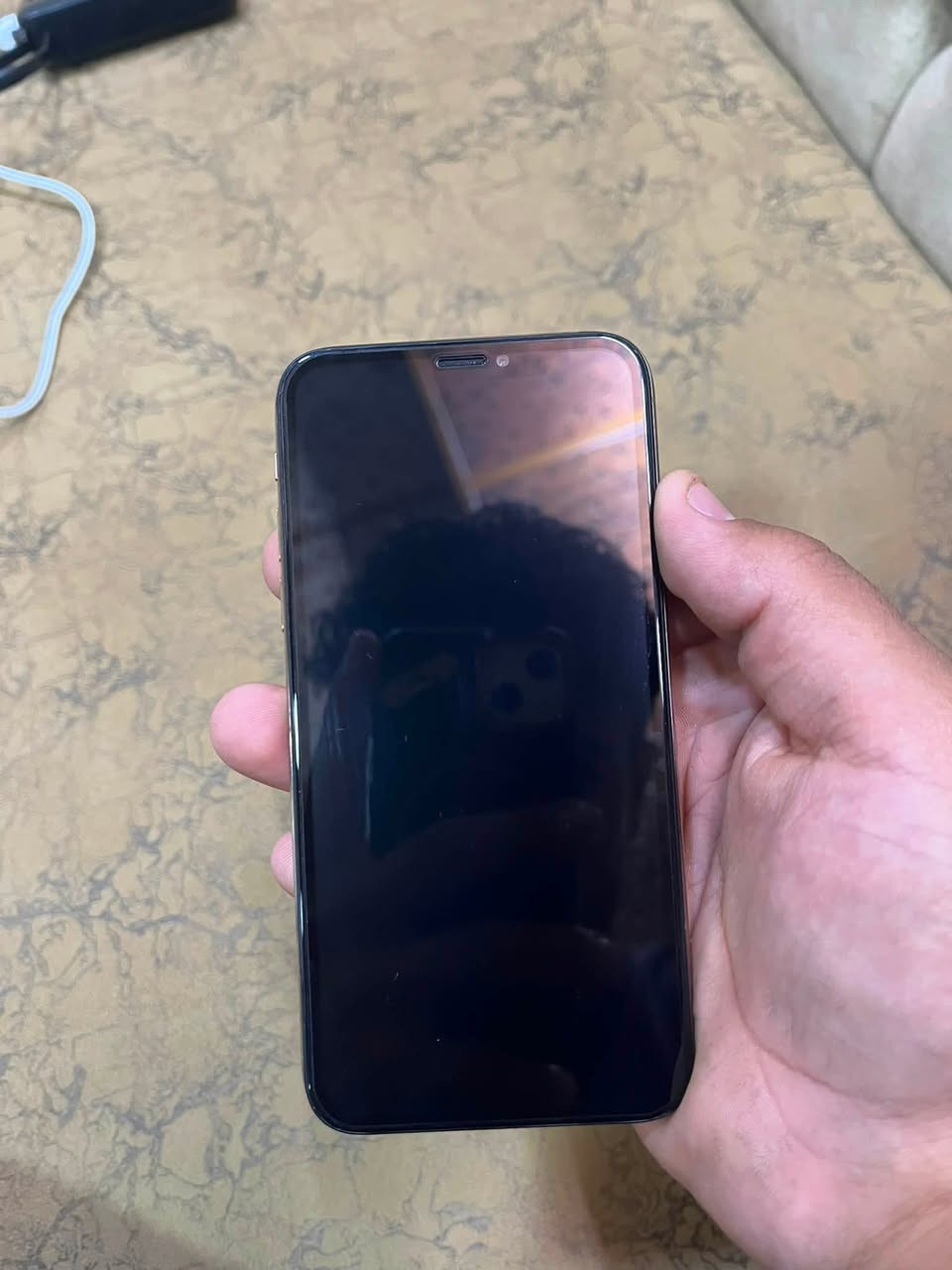سلام عليكم
ايفون XS لون ذهبي  للبيع

نموذج m 

بطاريه مبدله اصلية تقرة 100%100 من شركه كوانتم 

شاشه اصليه 3خيارات GX الوانها طبق الاصلي

ذاكره 64

كامرات شرط 

 السعر خاص  

وتساب / ***********

اتصال / ***********￼

