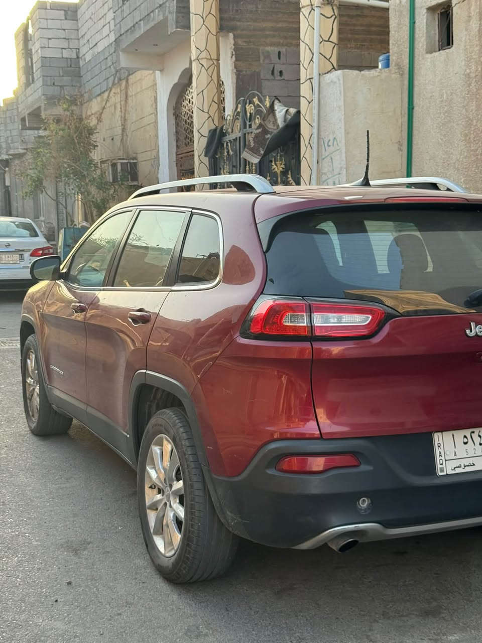 شيروكي بزون • ٢٠١٧ • ١٤٠ الف
