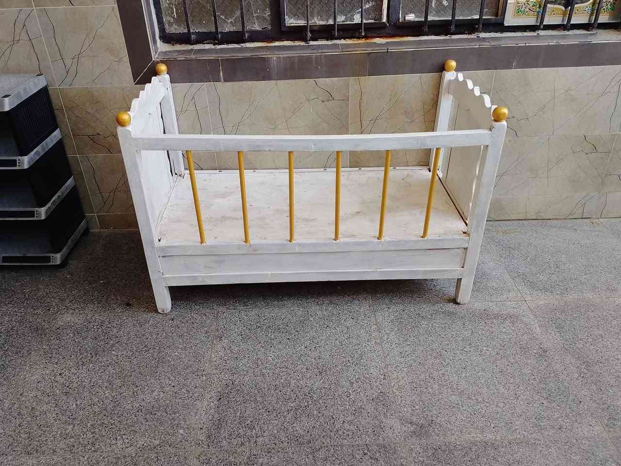 جربايه طفل طبيره وجديده ونضيفه مكاني ناصريه صالحيه ***********

