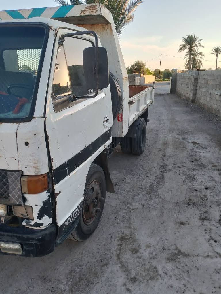 سلام عليكم
ازوزه قلاب للبيع موديل 89 كير محرك اكسل مكفولات البدي مابي قطره خياس وسنويه باسمي ولل29 وين متريد تحول مكاني بغداد 
اي استفسار الاتصال *********** وبي واتسال وتدلل ما ارد خاص
