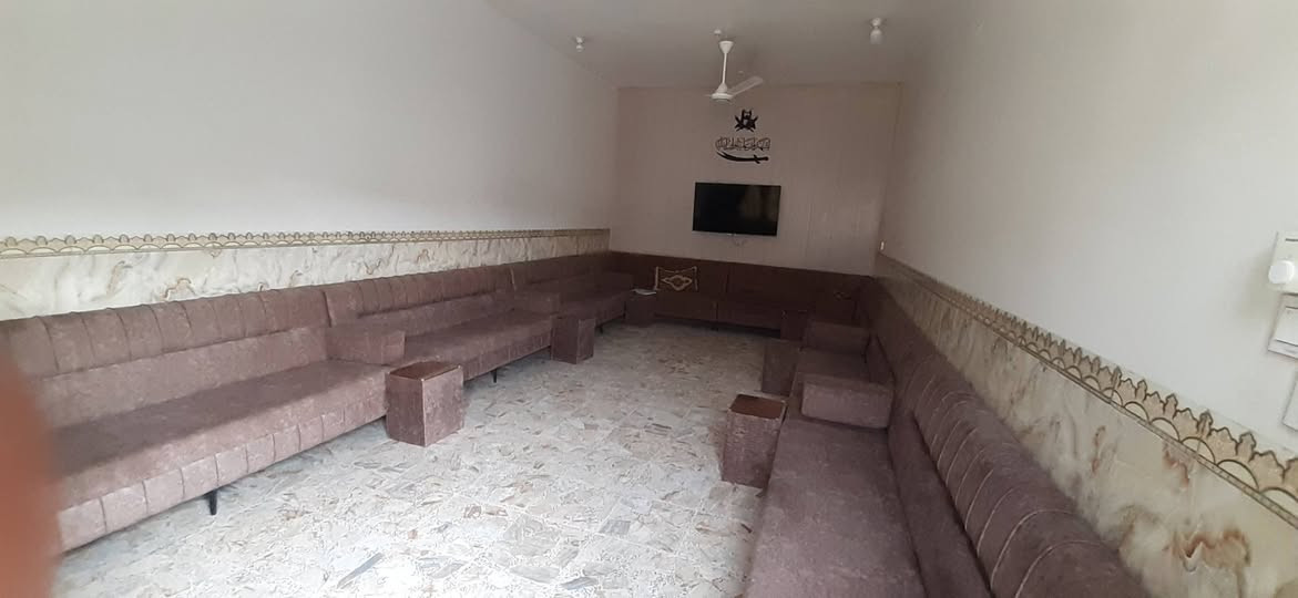 حي الجوادين • ٢٨٠م • غرفتين