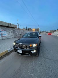 جراند شيروكي لمتد • V6 3600 • مشي ١٣٠٠٠٠
