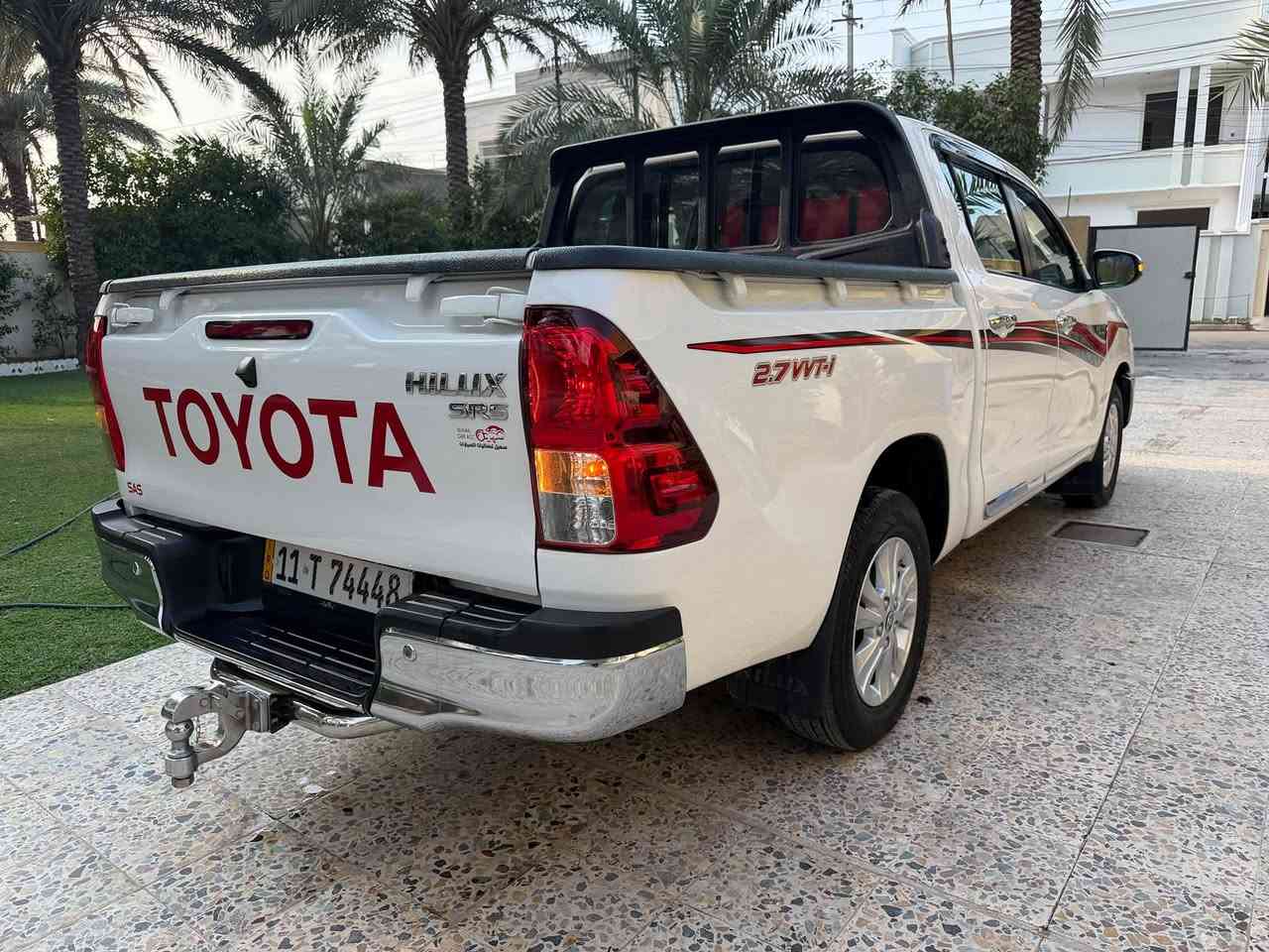 هايلوكس • ٢٠٢٥ • رقم بغداد