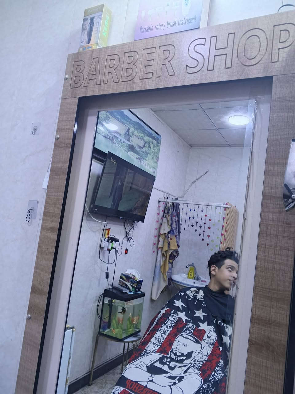 سلام عليكم مريات حلاقه لبيع نضيفات  سعر 150 عنوان سبع قصور شارع ابو علي قرب اسواق سامي *********** واتساب
