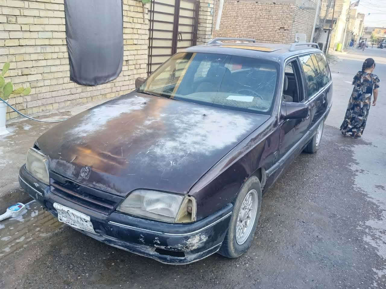 أوبل  90. ستيشن محرك ا 2000. السعر ع 20 $. الرقم صلاح الدين.   ***********. للبيع فقط
