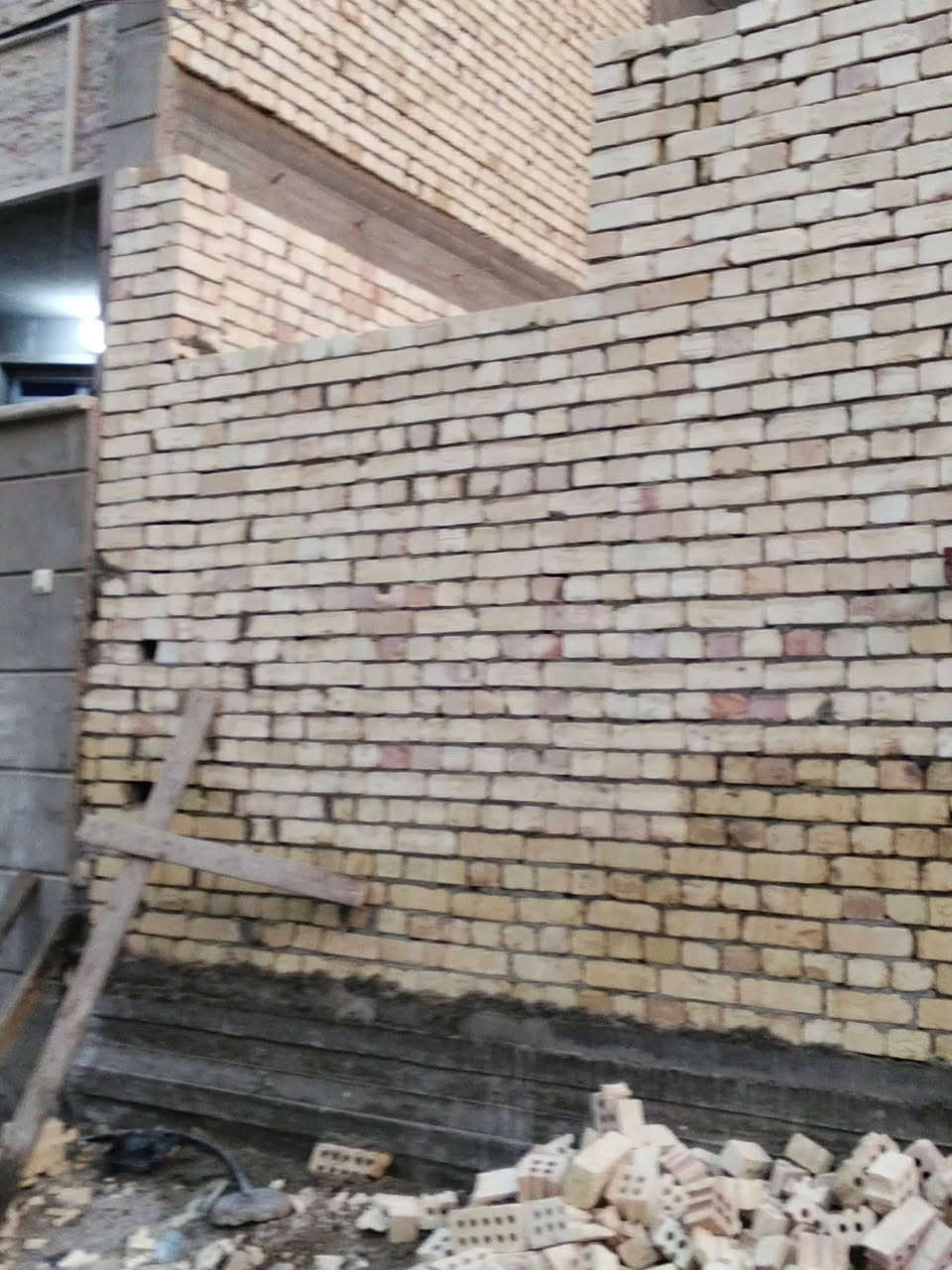خلف بناء علي اعلي مستوي تسلم مهندس ومش هنختلف في الشغل احنا ٣ خلف ومعانا عمال بناخد الشغل بالدبل وشغل هيعجبك لو شغل مش عاجبك مش عايزين فلوس +964 782 500 6888 رقم وتساب
