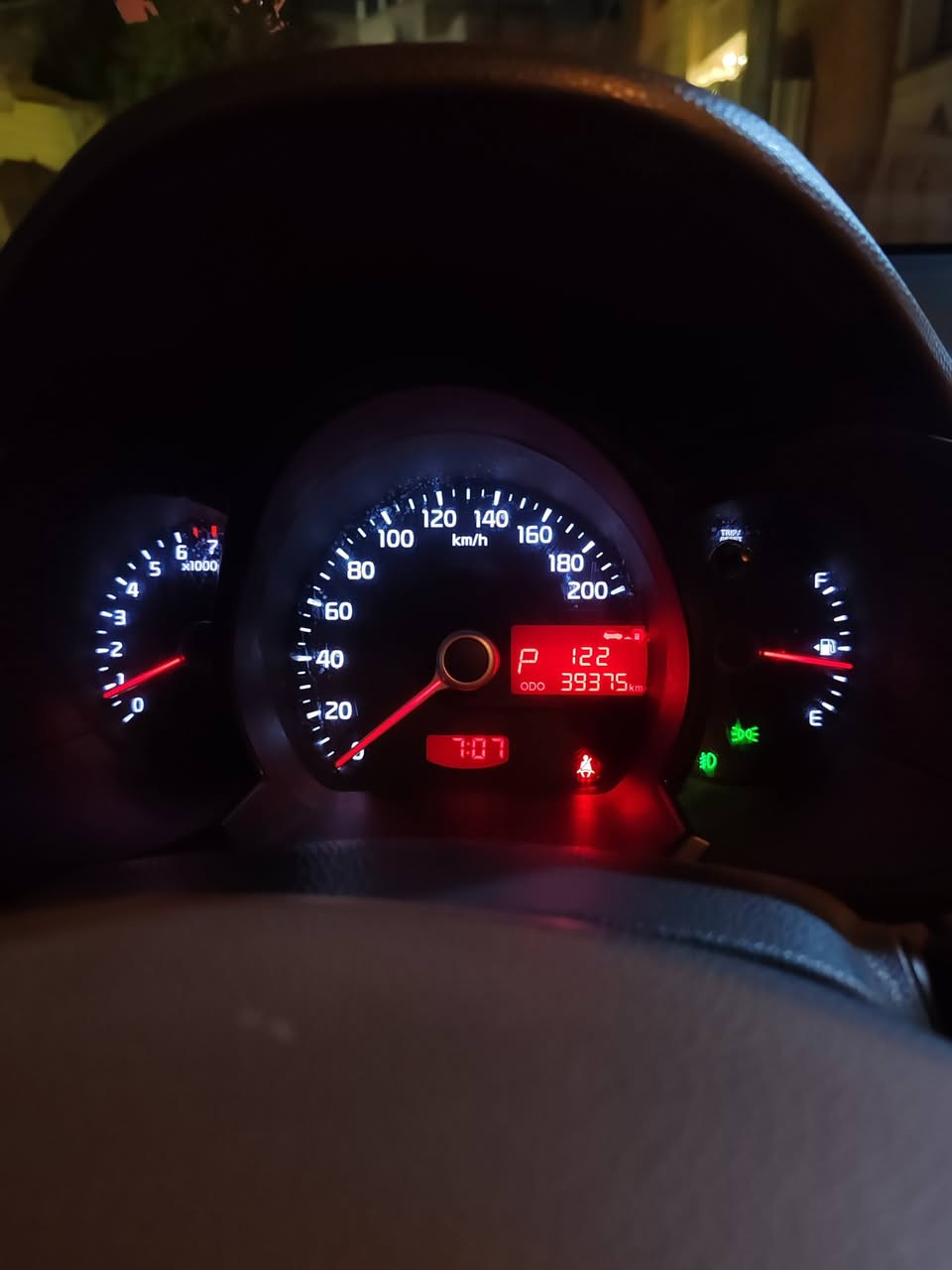 السلام عليكم
كيا بيكانتو موديل 2015
رقم بغداد
لون سلفر
ماشية 39500 الف كم
نظيفة بدون صبغ
الموقع: الكرادة
السعر: 12,500 مليون د.ع
للاستفسار الاتصال على رقم ***********
