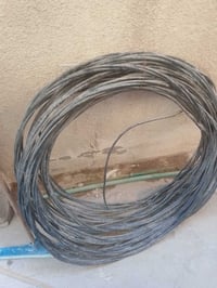صغيرة • ٥٠م • موبايل