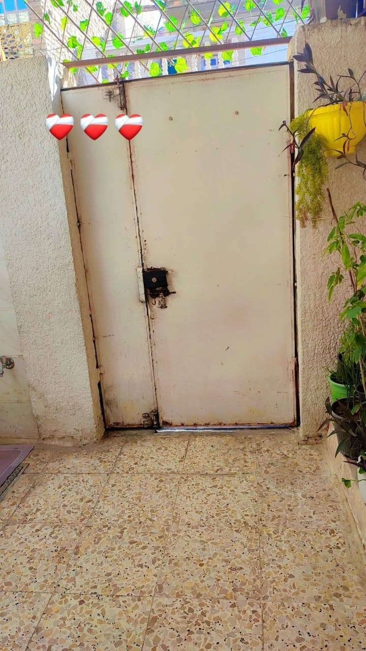 نص قطعة • ٧٢م • خلف مطعم حنش