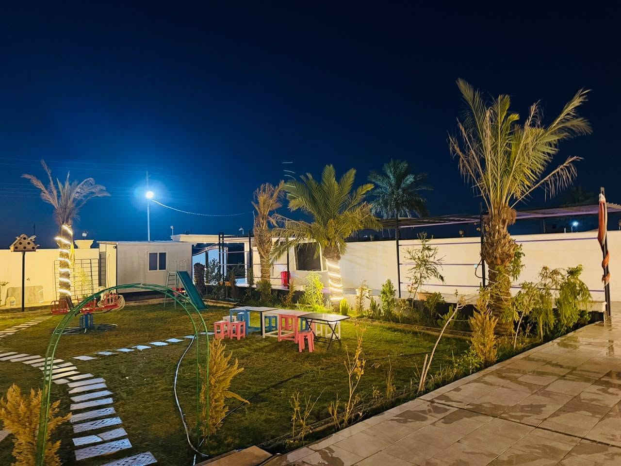 مزرعة للإيجار اليومي 🏡🌳

📍 الموقع: بغداد – الدورة – البوعيثة

✔️ أجواء هادئة ومناسبة للعوائل والشباب

✔️ مساحة واسعة وخدمات متوفرة

✔️ مثالية للراحة والونسة

📌 للحجز والاستفسار يرجى الاتصال أو المراسلة على واتساب: 
 📞 *********** 
 موثق في تطبيق اجرلي لسياحة المزارع في العراق 🇮🇶
