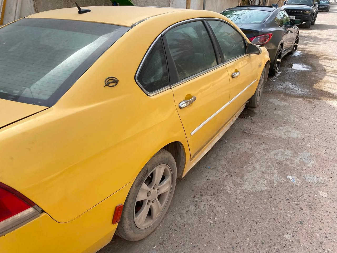 السلام عليكم انبالا موديل ٢٠١٢ رقم صدامي  لسياره متروكه مدل بيه مكينه وكير ونتركت للبيع أبيع كوم مال حديد لسعر قفل ٣٨ مكاني بغداد رقم الهاتف ***********
