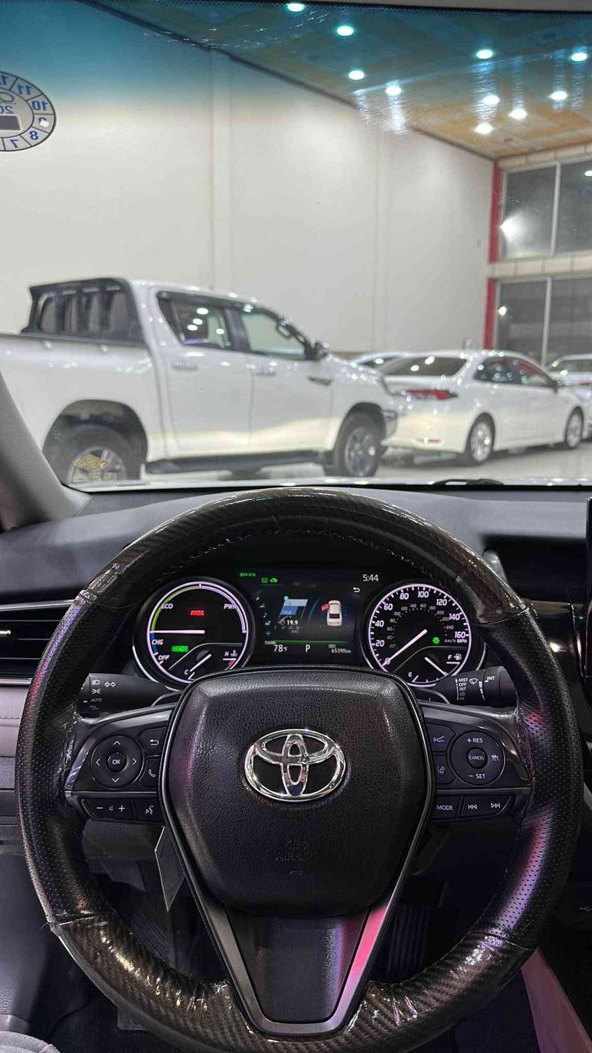 كامري XSE • هايبرد • ٢٠٢٤