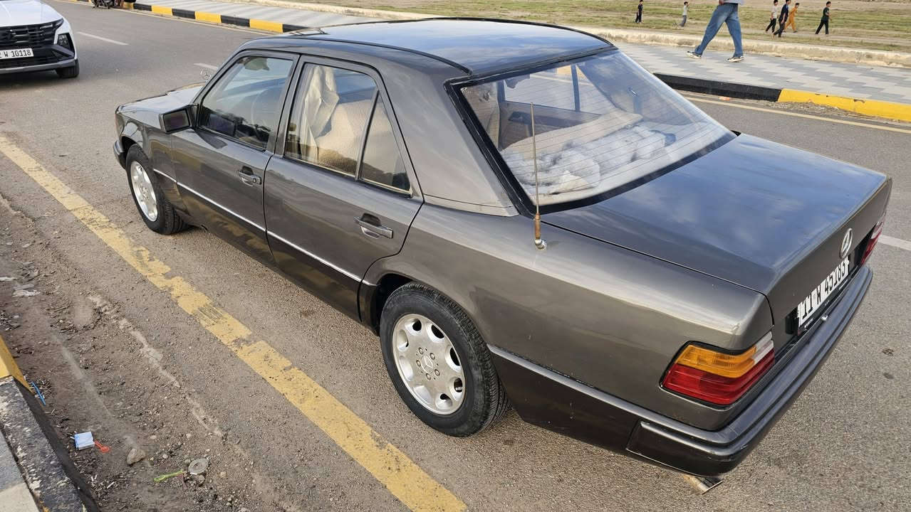 سلام عليكم  سياره مارسدس دب موديل1987سياره  محوره مكينه وكير  2500بطه رقم بغدادجديد  سنويه جديد ب اسمي  تحويل مباشر مصبوغه جماليه جاهزه حداديه تخم تاير تبريد شغال
للاستفسار ‏‪***********‬‏
سلام عليكم  سياره مارسدس دب موديل1987سياره  محوره مكينه وكير  2500بطه رقم بغدادجديد  سنويه جديد ب اسمي  تحويل مباشر مصبوغه جماليه جاهزه حداديه تخم تاير تبريد شغال السعر ب 43وبيهه مجال قليل
