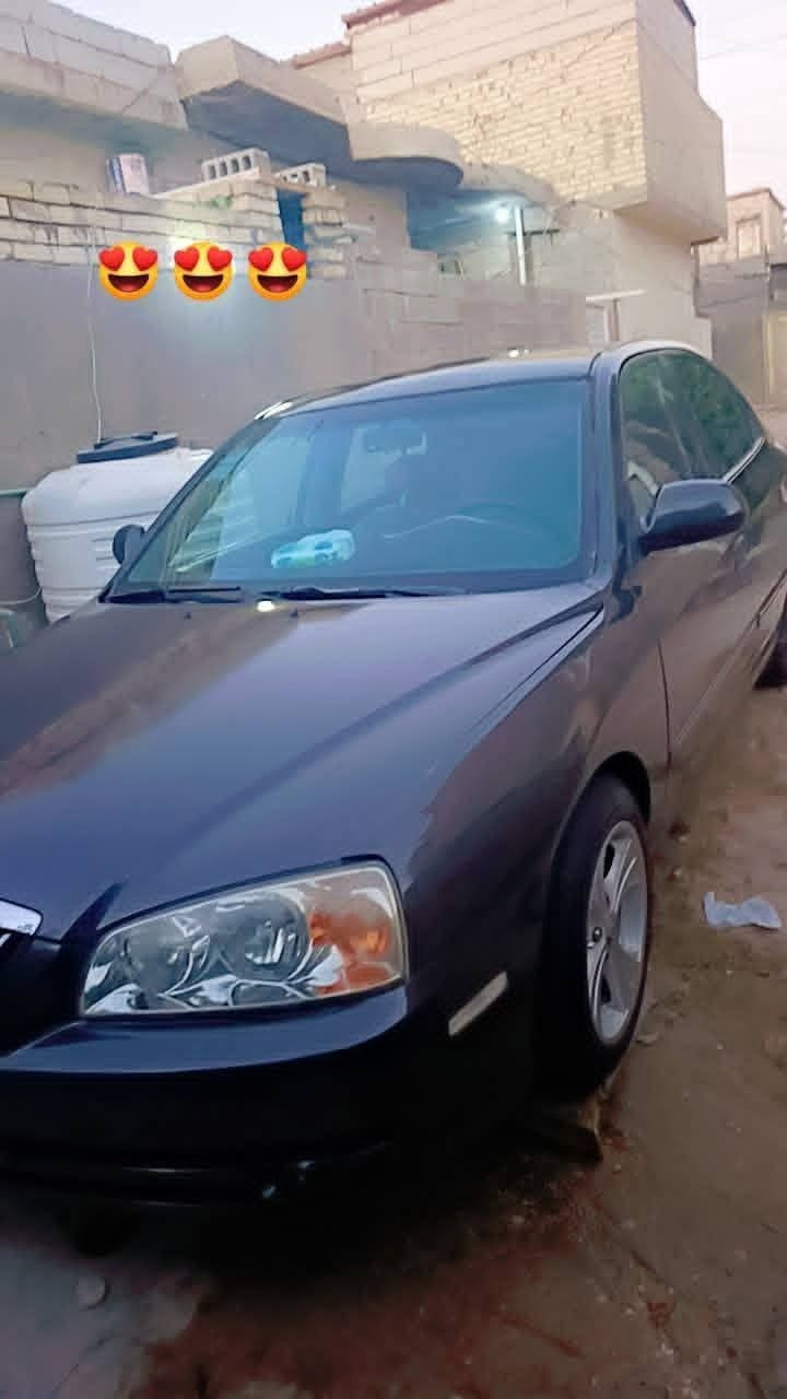 سلام عليكم النتره موديل 2002 محدث 2006 سياره حداديه كامله تخم تاير جديد تبريد كامل ثلج  كربايات كل شغال ماكو شي مايشتغل شرط كير ومكينه 2000 جديد سياره مصبوغه صبغ عام لجماليه  السعر 65وبيه مجال   المكان كربلاء المقدسه الحر ***********/***********
