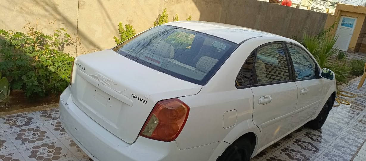 السلام عليكم اوبتره مزاد موديل 2009 سياره نضيفه وجاهزه بيه ثلاث قطع صبغ فقط والباقي مكفول بس تمشي بالمعاملة ومعفيه من الكمرك تترقم بابل والتبريد نقص كمبريسر فقط السعر 55 وبيه مجال للاستفسار اتصل *********** مكاني نجف
