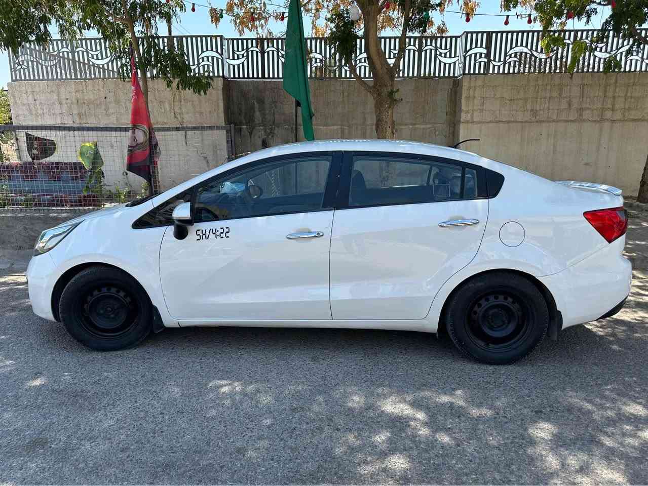 سلام عليكم كيا ريو موديل ٢٠١٢ سياره نضيفه مال بيت محرك كير صدر تايرات تبريد كله شغال بطاقه بانزين شرط تحويل سنويه٢٧ سونار  كدامك سعر ٨٣وبيه مجال ***********
— في ‏‏كركوك‏‏. كركوك, العراق
