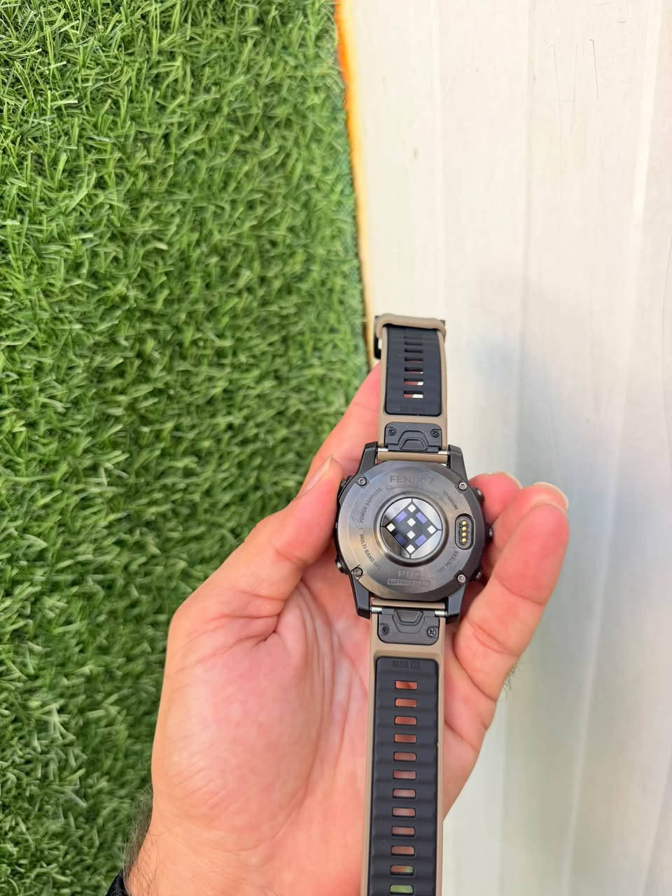 السلام عليكم متوفر الان ساعة Garmin Fenix 7 pro sapphire solar 47mm Titanium مع كيبل الشحن الاصلي والسير البلادي الاسود وسير صحراوي اضافي ايضا السعر 525 الف دينار 
للحجز واتساب فقط ***********
