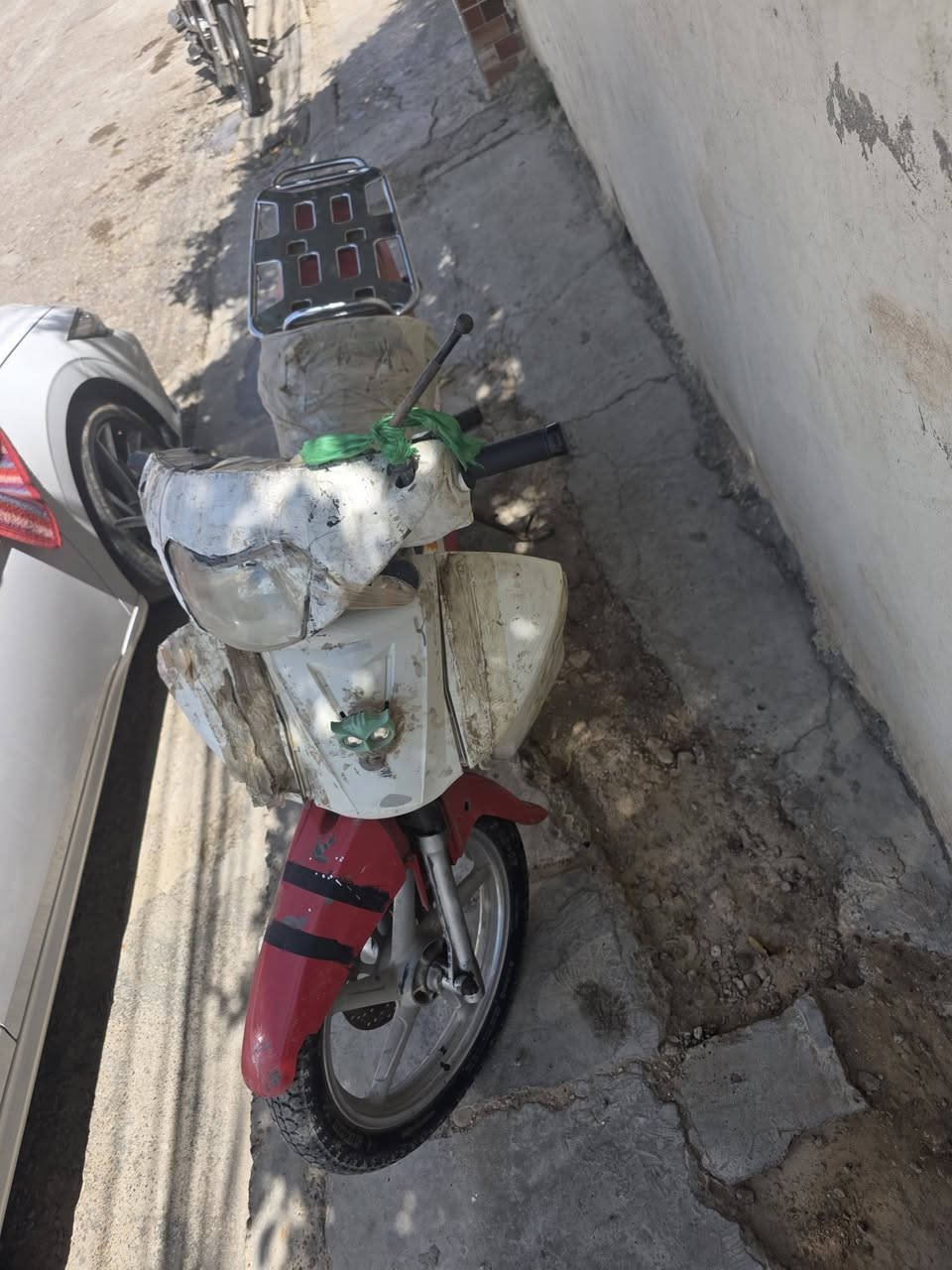 سرفيز طافي  للبيع السعر ٣٥٠ 
***********
