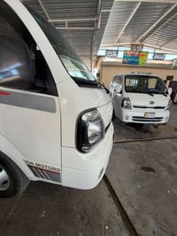 كيا فحل 2021رقم بغداد. مكفوله. من صبغ وتبديل.   محرك 4000مفتوح.   ماشي...