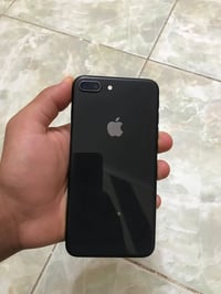 جهاز ايفون ٨بلاس مبدل بطاريه ٩٢ ذاكره ٢٥٦ للبيع او مراوس بهونر او كلكس...