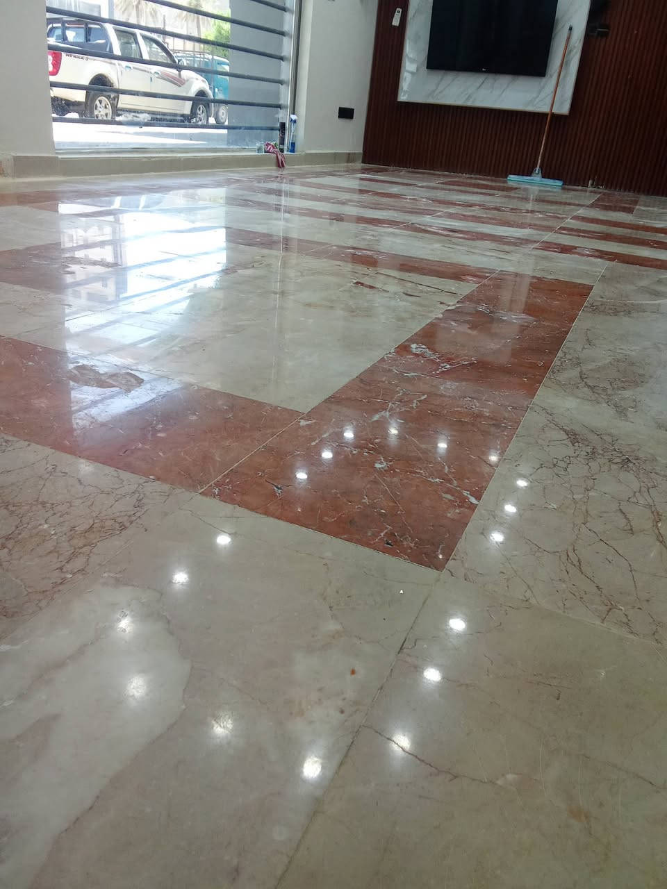 السلام عليكم هذا شغلنا درجه اولى الجلي موقعي رقم صاحب الجلايه ***********
