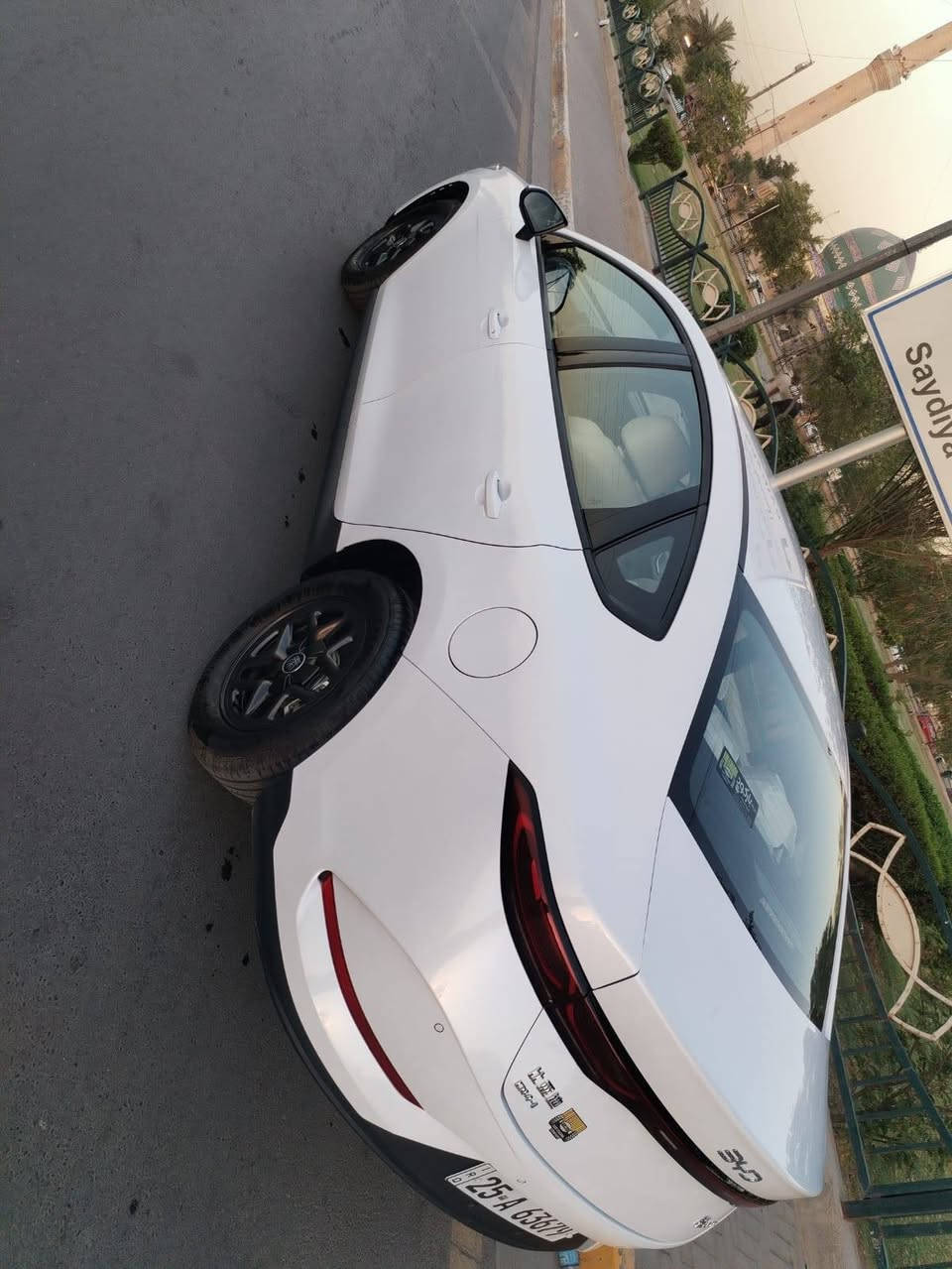 سلام عليكم
🚘 الموديل: BYD Qin

📅 سنة الصنع: 2025 

⚡ النوع: هايبرد / DM-i

🎨 اللون: أبيض

🪑 داخلية: جلد أبيض

📍 السيارة كلين نظيفة ومرتبة من الداخل والخارج

✨ شاشه وسط + كاميرا + مواصفات كاملة

🛞 تايرات وجنطات بحالة جيدة

🔑 استخدام شخصي، جاهزة للفحص والتجربة

رقم الهاتف

***********

***********
