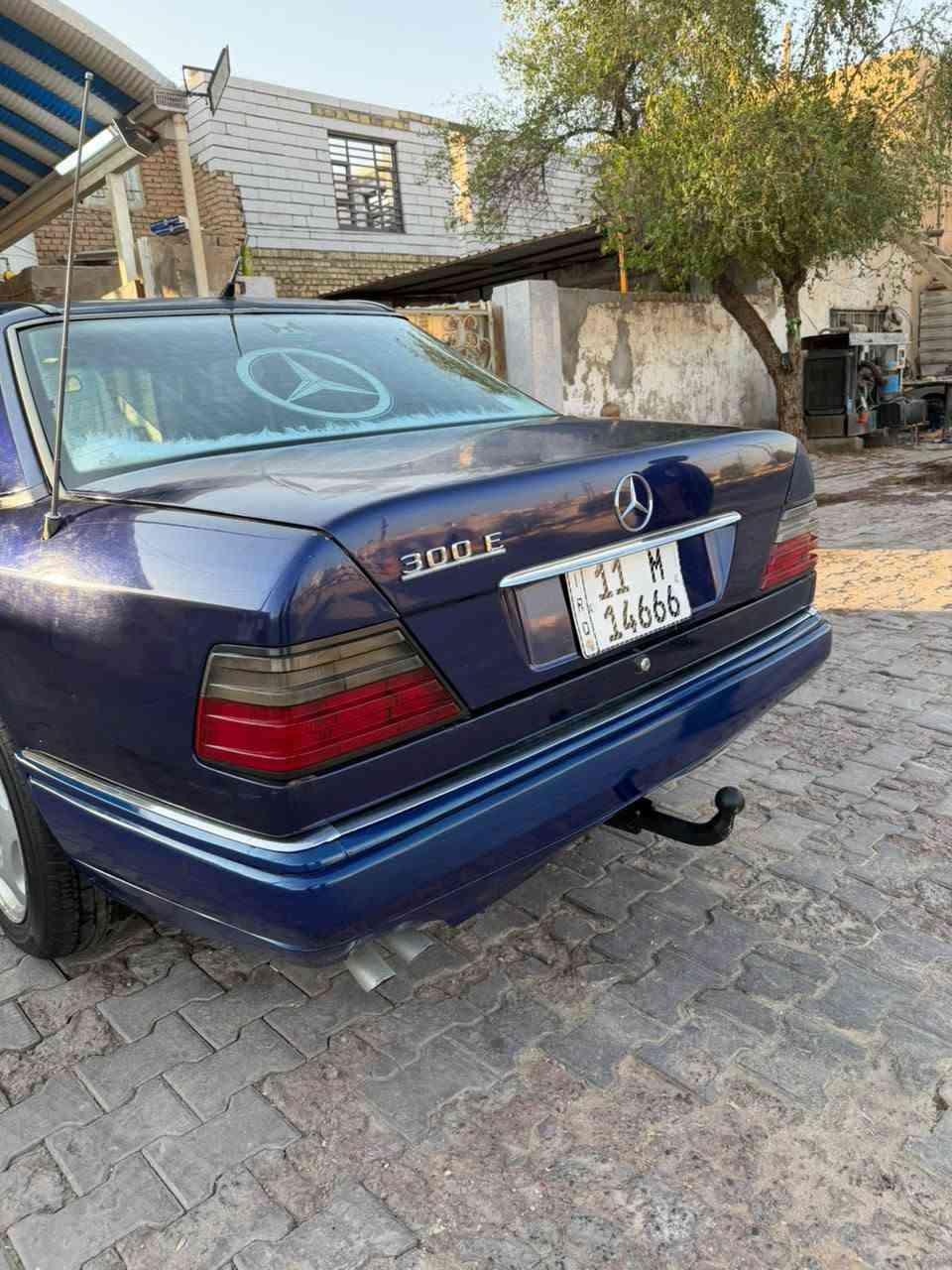 مارسدس موديل 1992 رقم النكليزي بغداد كير مكينه  كفاله تبريد ثلاجه  مكينه +كرير بطه 3000 سنويه ترايه وين ماتريد اطلع ببه2028 العنوان العماره ميسان   الاستفسار الاتصال على الرقم التالي***********
