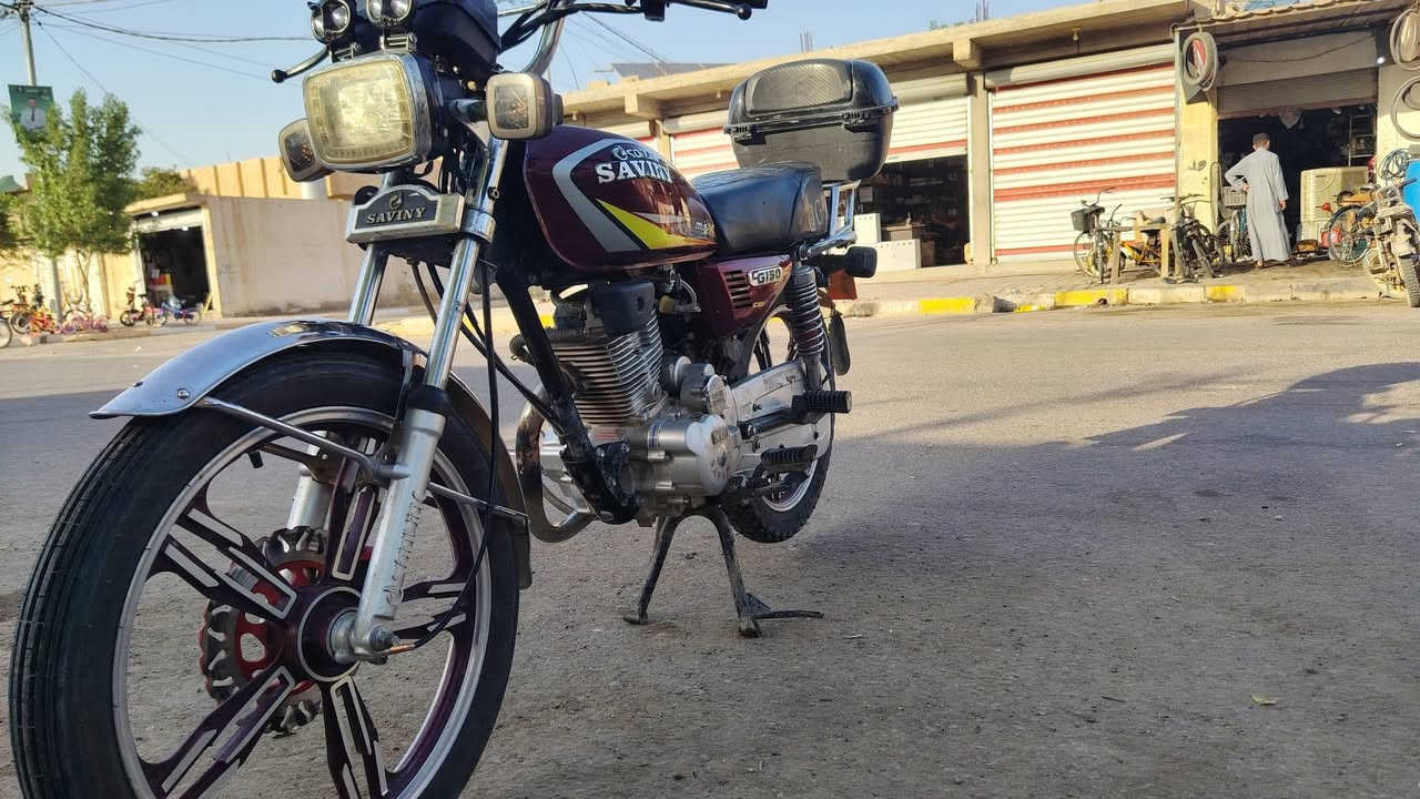 السلام عليكم
موطور للبيع 
موديل 22 
سعر 530 وبي مجال
العنوان الحويجه 
***********
