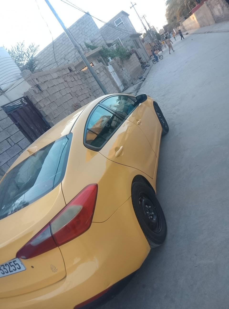 السلام عليكم سياره فورتي 2014 سياره تبريد ثلج 
رقم بغداد للمراوس أو بيع 93
ضربه بنيد و جاملغ بدون دواخل 
مكينه دوش 2000
رقم ***********
