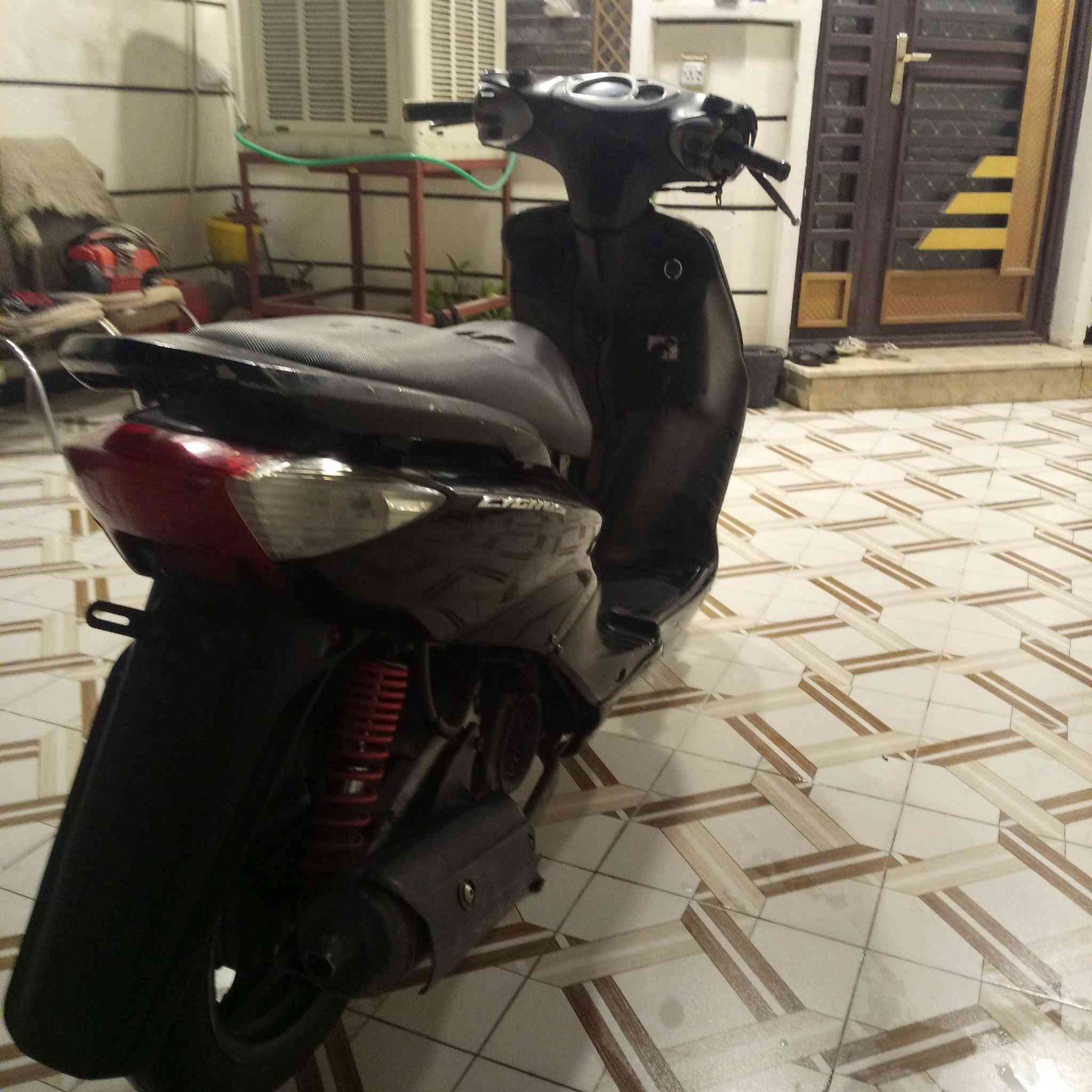 سكنس نثيه • ١٤٠ • طوافه